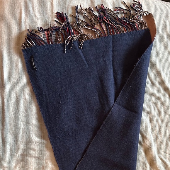 Banana Republic men REVERSIBLE SCARF - Picture 1 of 3